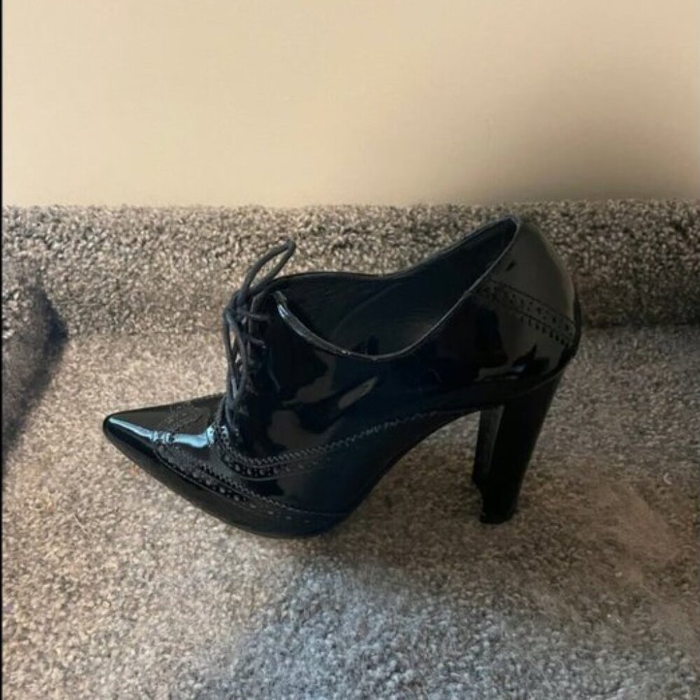 Girls' High Heeled Dress Shoes - Stuart Weitzman Patent Oxfords 2.5